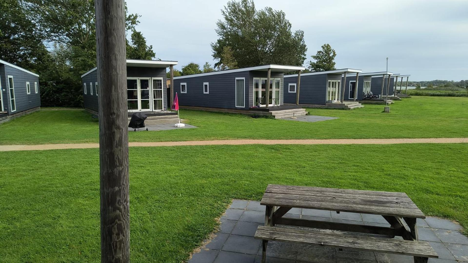 Chalet Babbelaar 6 - Premium Locatie Lauwersoog Exterior foto